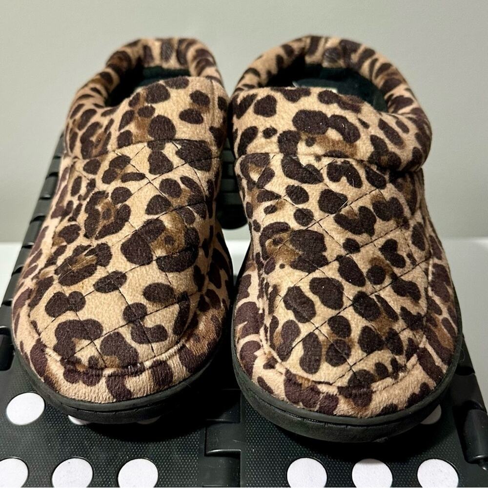Dearfoams Leopard Print Women's Slippers Size M (7/8)